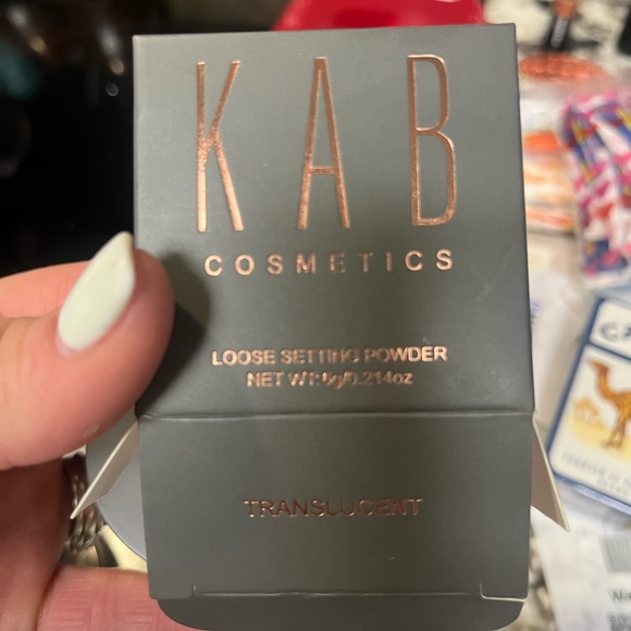 NIB KAB cosmetics setting powder - Picture 3 of 5